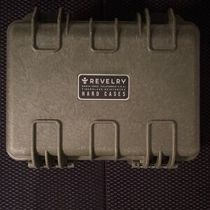 Revelry Protective Case in Dark Green
